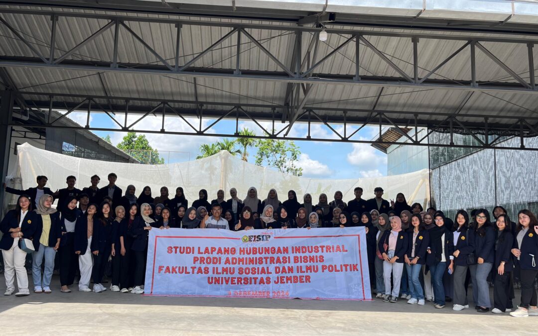 Mahasiswa Adbis FISIP UNEJ Gelar Studi Lapangan