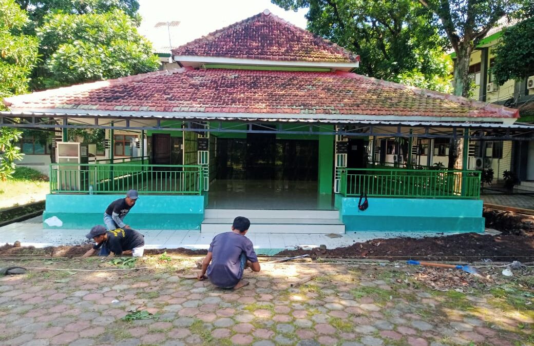 Wajah Baru, Musholla Al Ukhuwah FISIP Unej Direnovasi untuk Kenyamanan