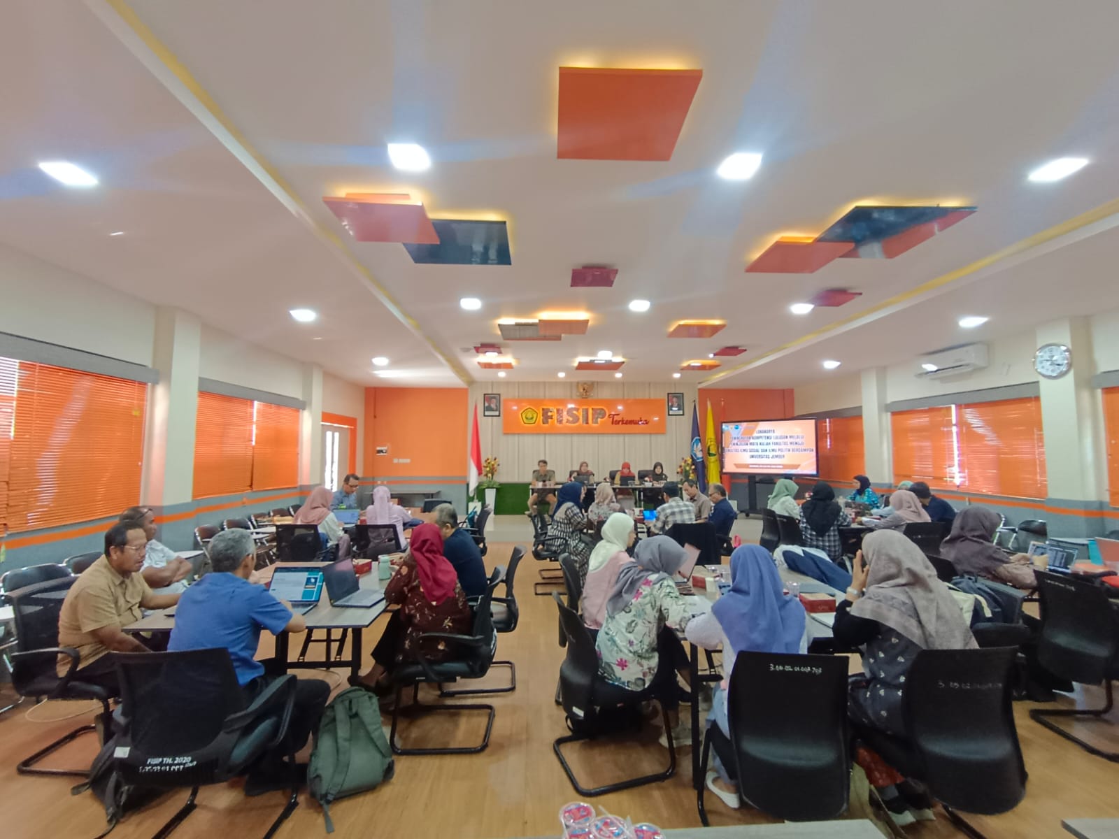 Lokakarya Tingkatkan Kompetensi Lulusan Menuju Fakultas Berdampak 2 - 4 Juli 2025 1