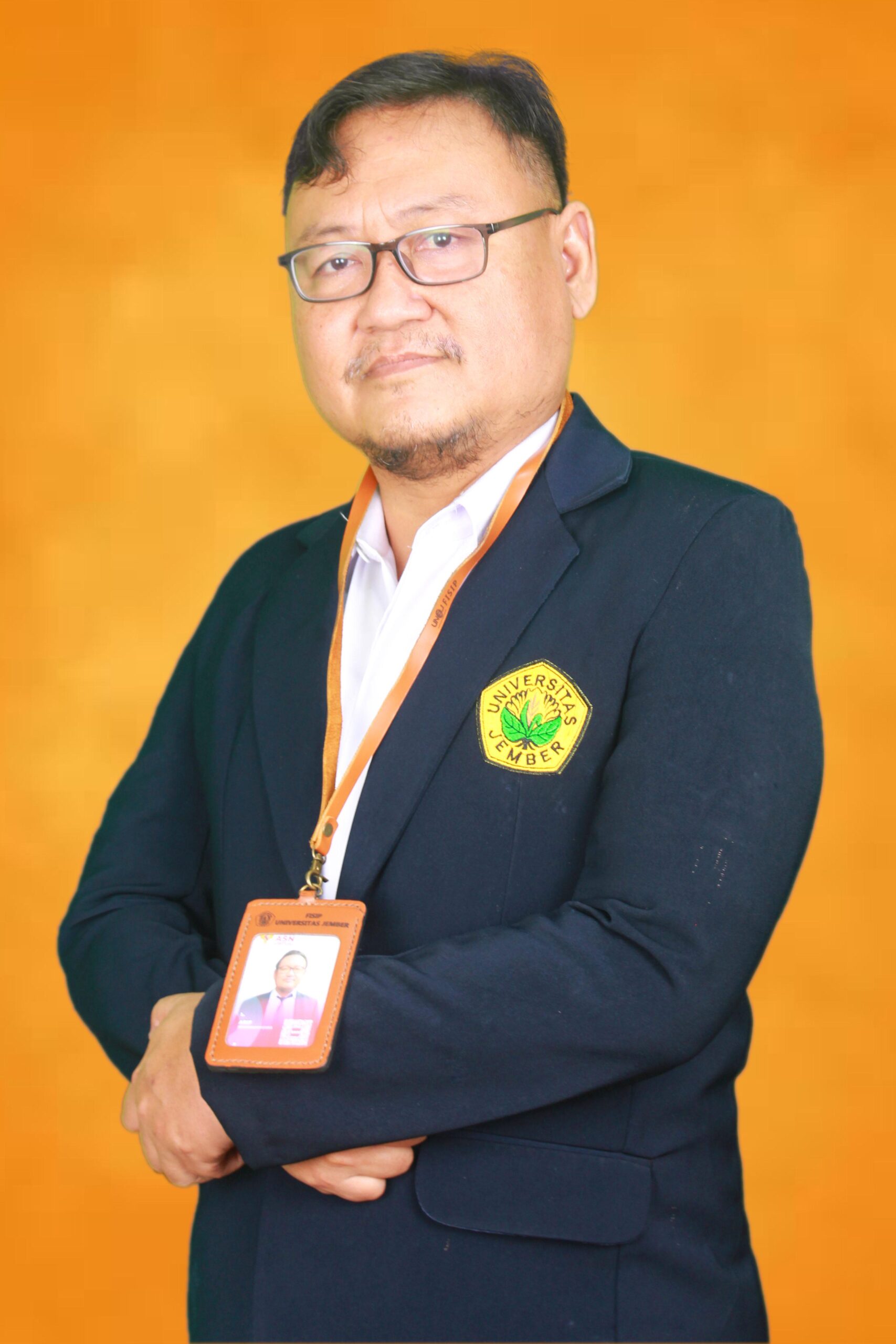 Arif, S.Sos., M.AP.