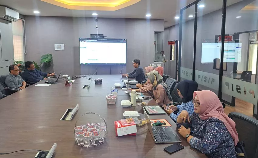 PERKUAT FONDASI ZONA INTEGRITAS, FISIP UNIVERSITAS JEMBER AKSELERASI PENGISIAN LKE 2025